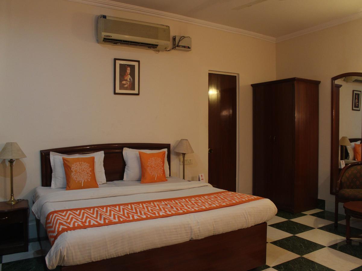 Oyo 5232 Kwality Hotel Дехрадун Экстерьер фото